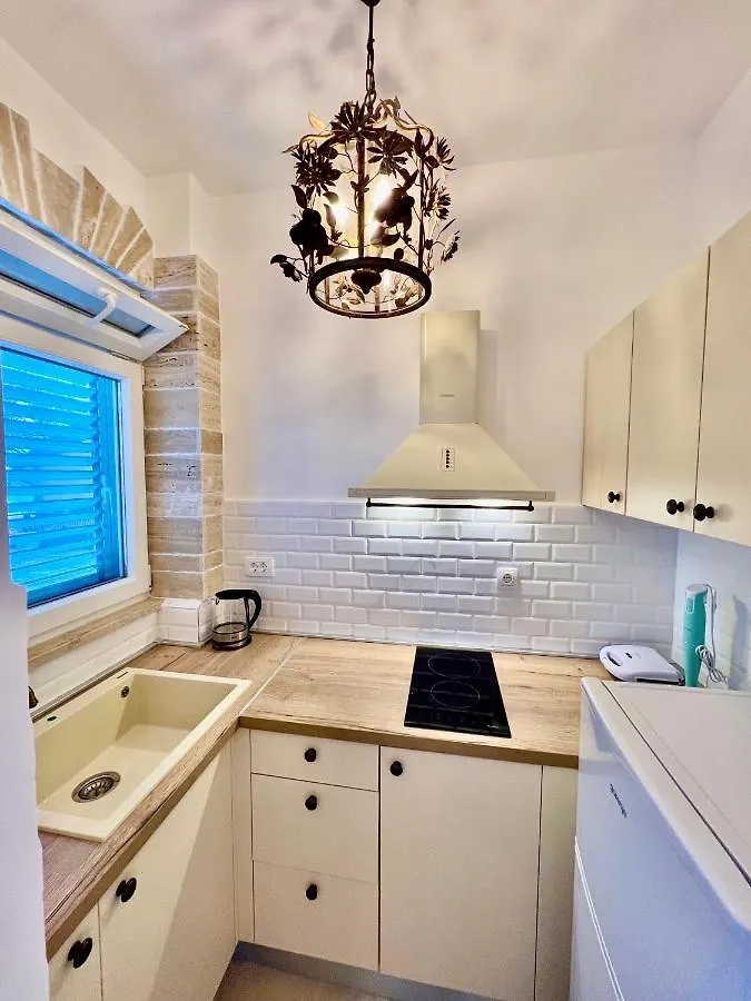 Queen Bee Apartment Opatija Croatia