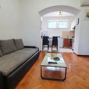  Apartament Anamarija